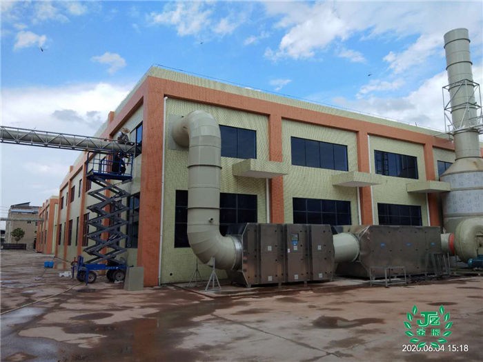 龙南富康工业园废气处理塔安装-1 龙南富康工业园废气处理塔安装-1